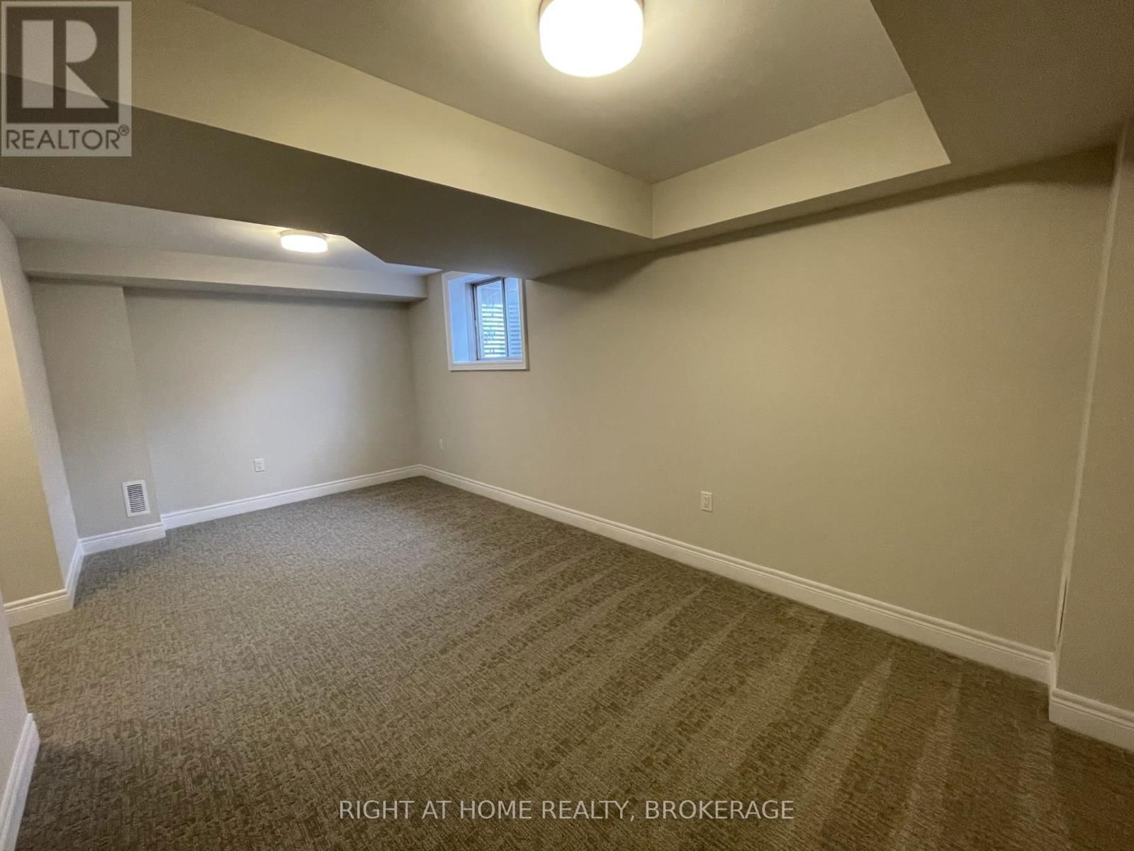 16 - 2184 POSTMASTER DRIVE Image 16