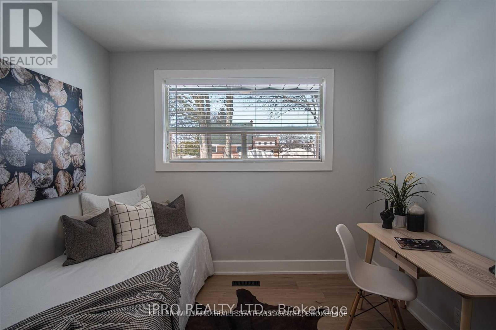 289 ELMWOOD CRESCENT Image 11
