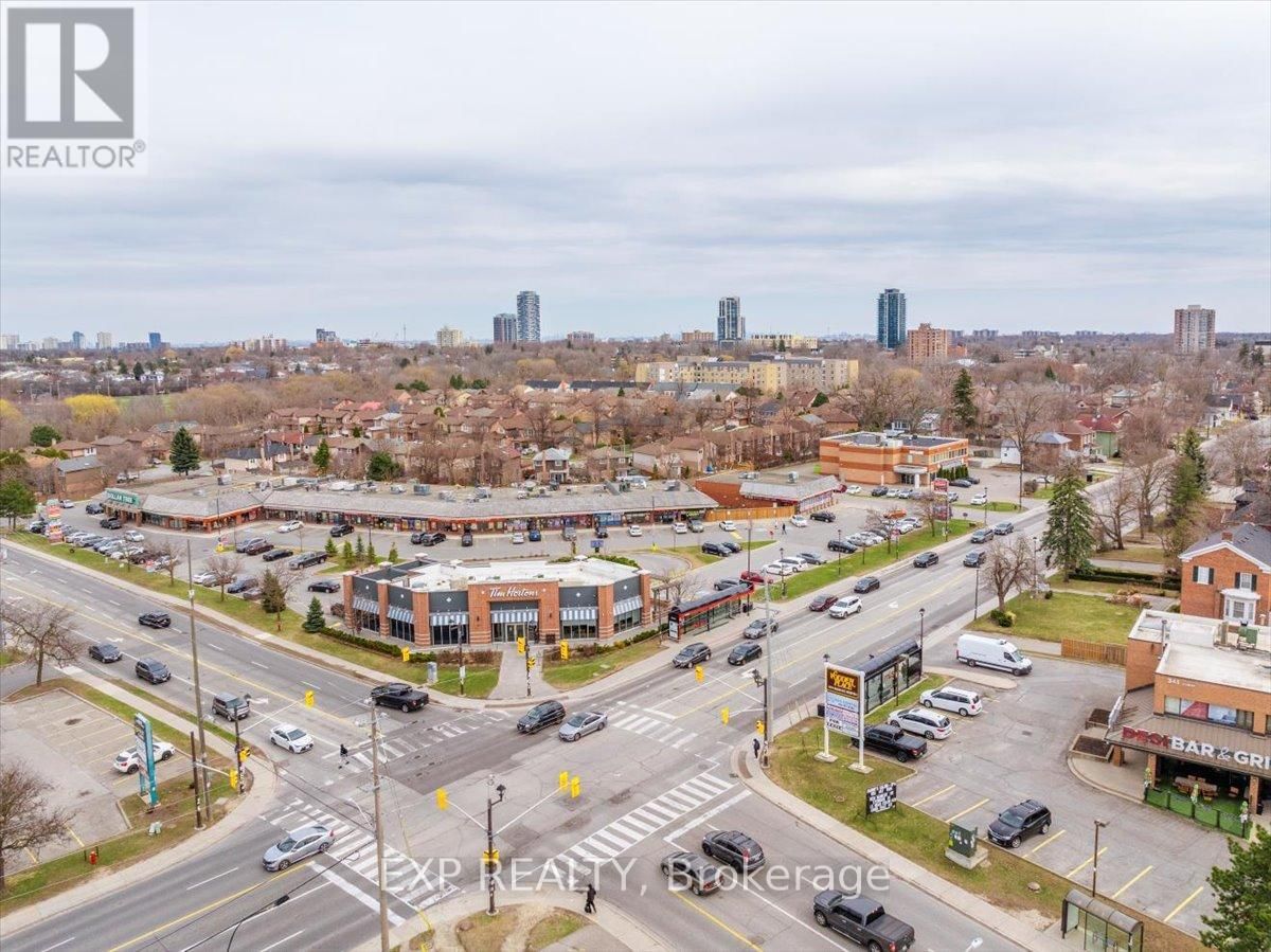 135 MILL STREET NORTH Image 43