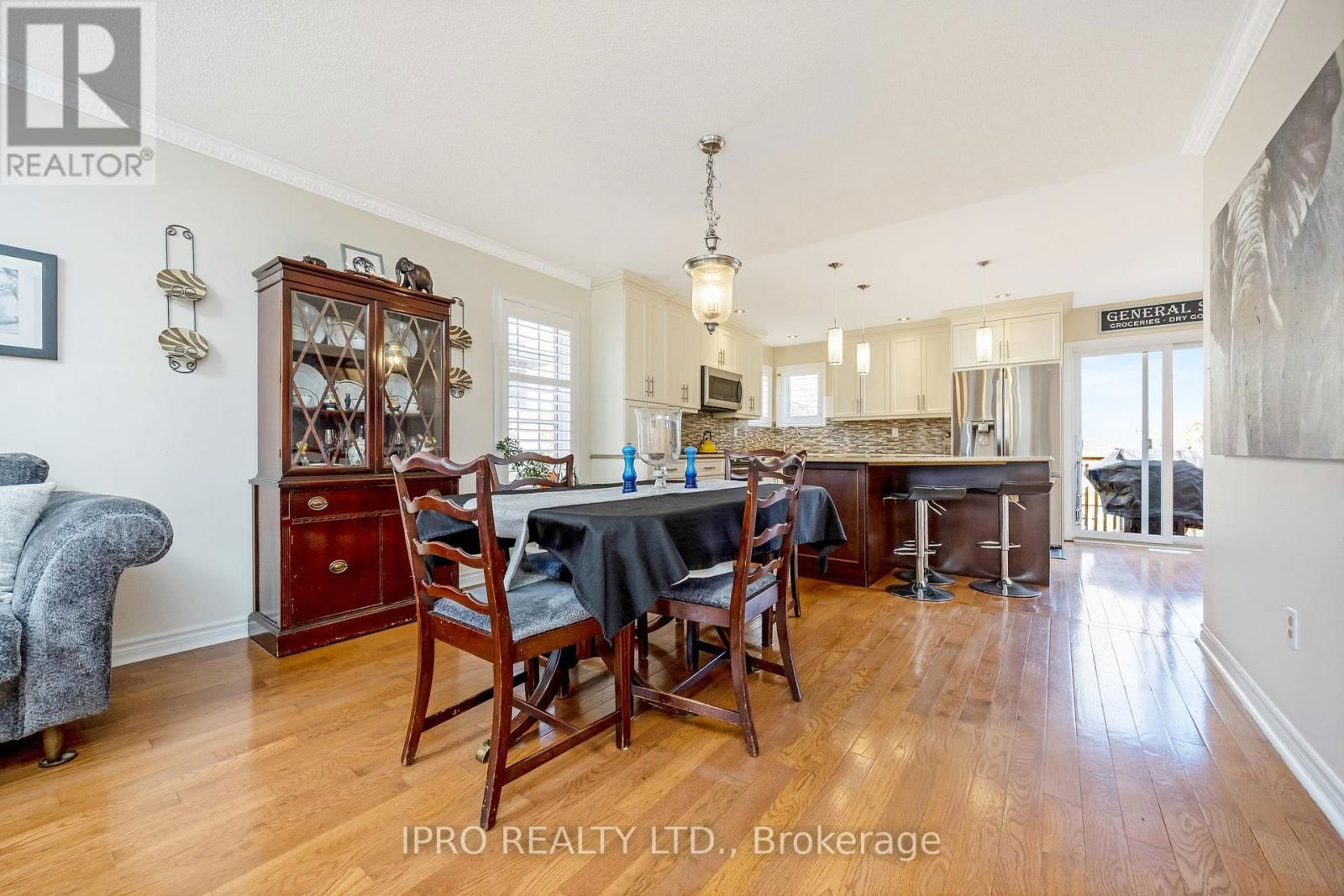 78 HARLEY AVENUE Image 12