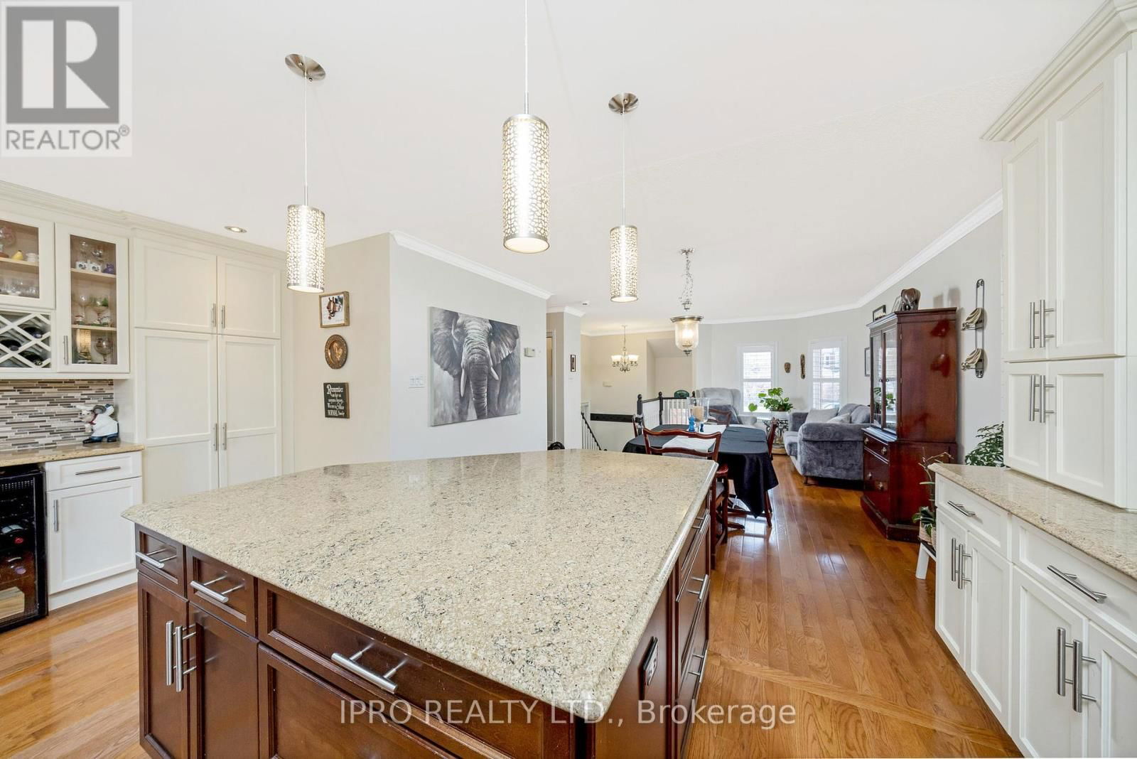 78 HARLEY AVENUE Image 20