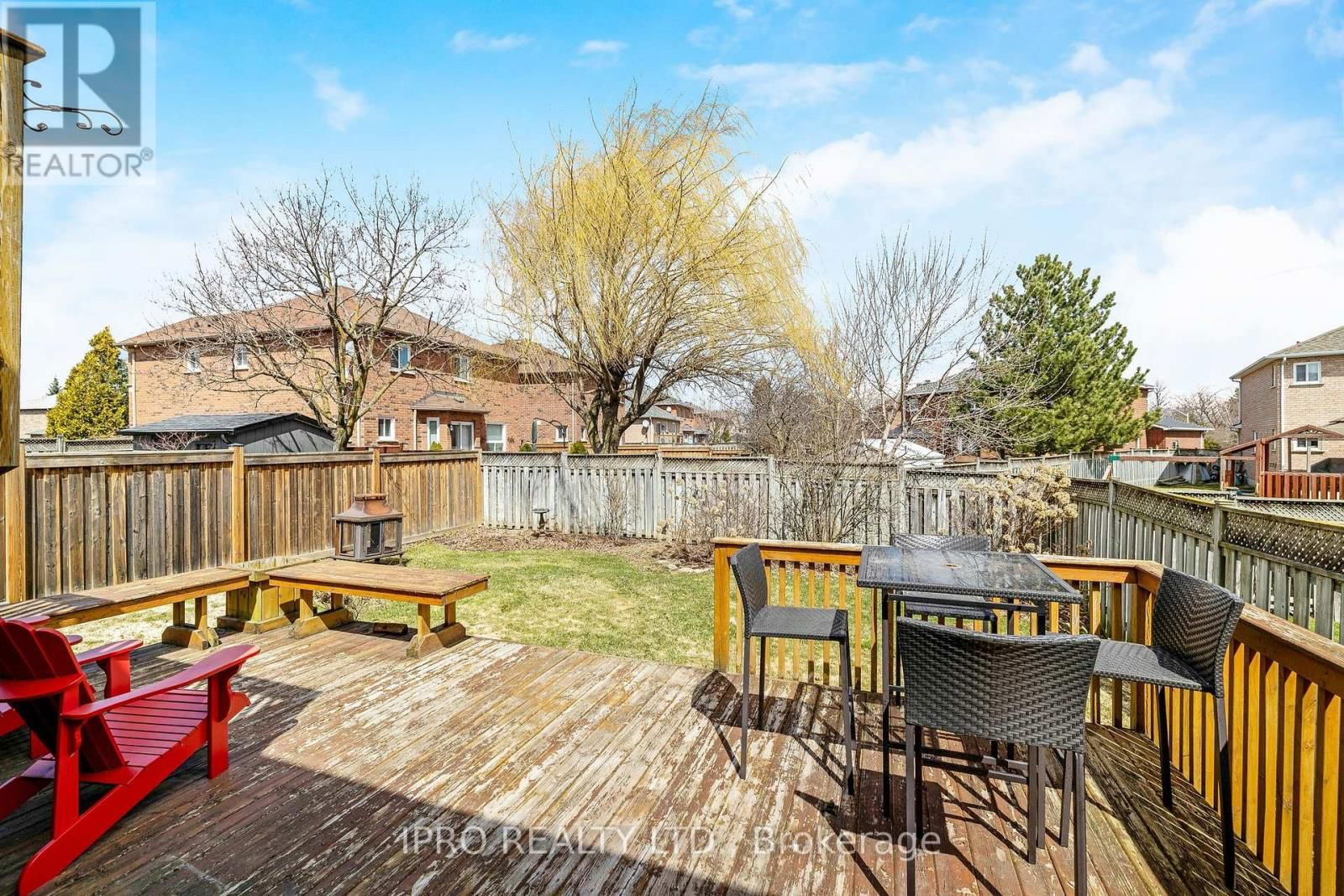 78 HARLEY AVENUE Image 33