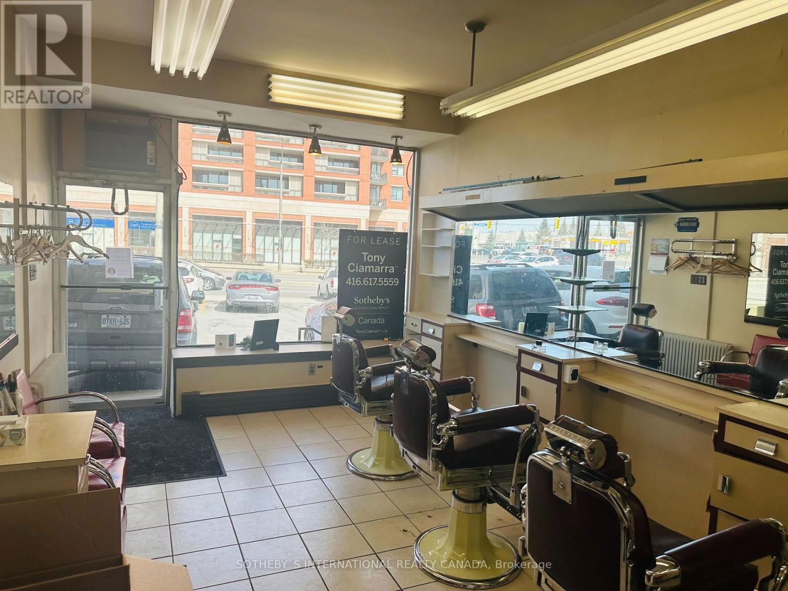 783 LAWRENCE AVENUE WEST Image 2