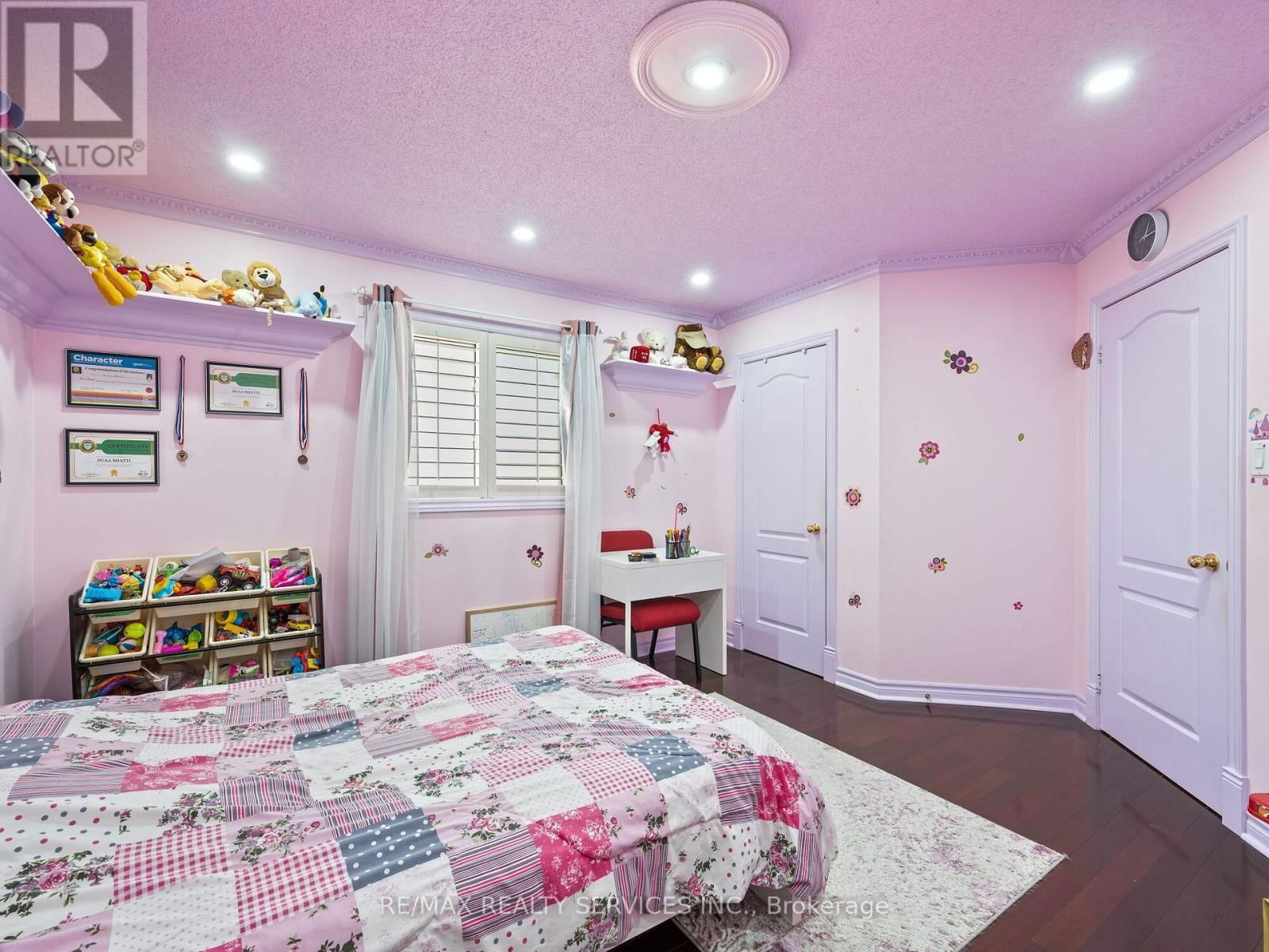 40 MISTYCREEK CRESCENT Image 33
