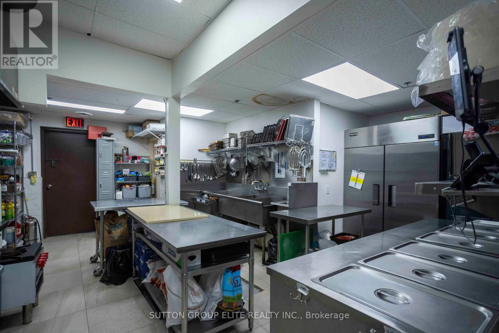 6 - 4801 STEELES AVENUE WEST Image 10