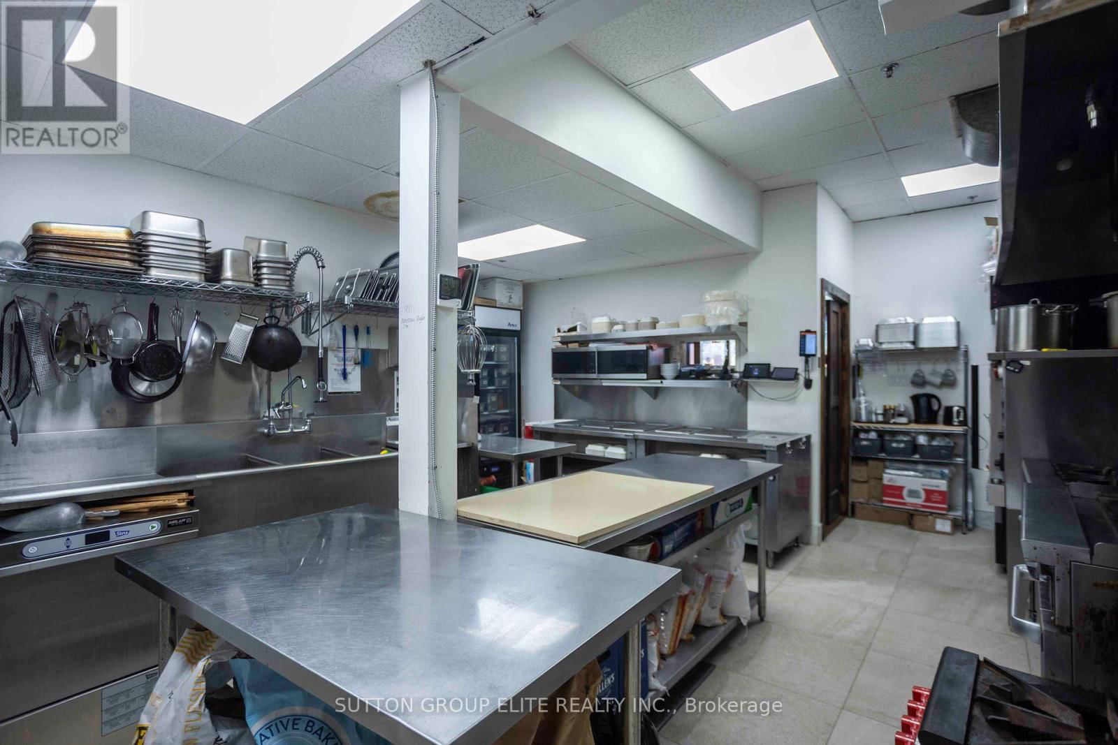 6 - 4801 STEELES AVENUE WEST Image 3