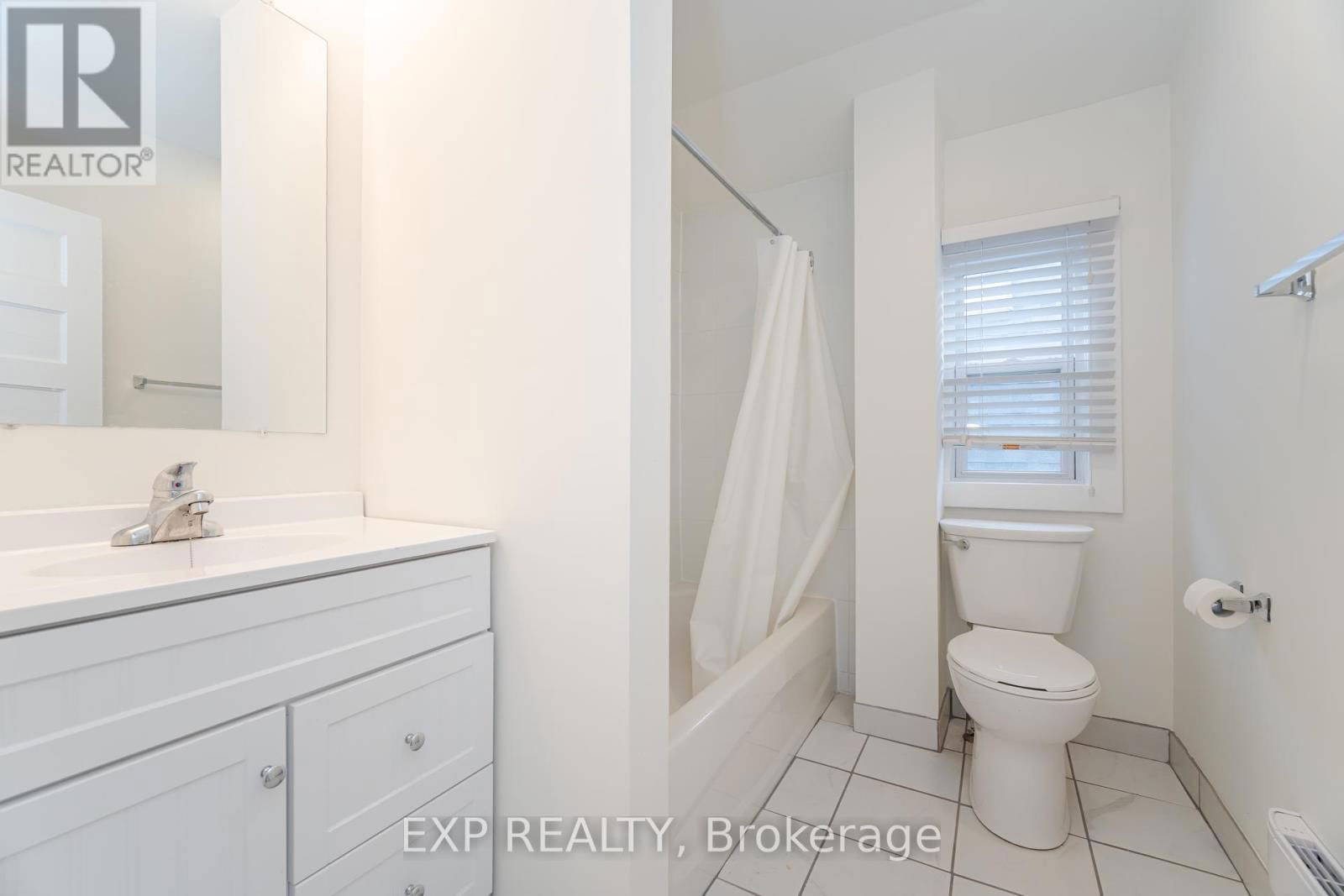 3rd Fl - 174 EVELYN AVENUE Image 17