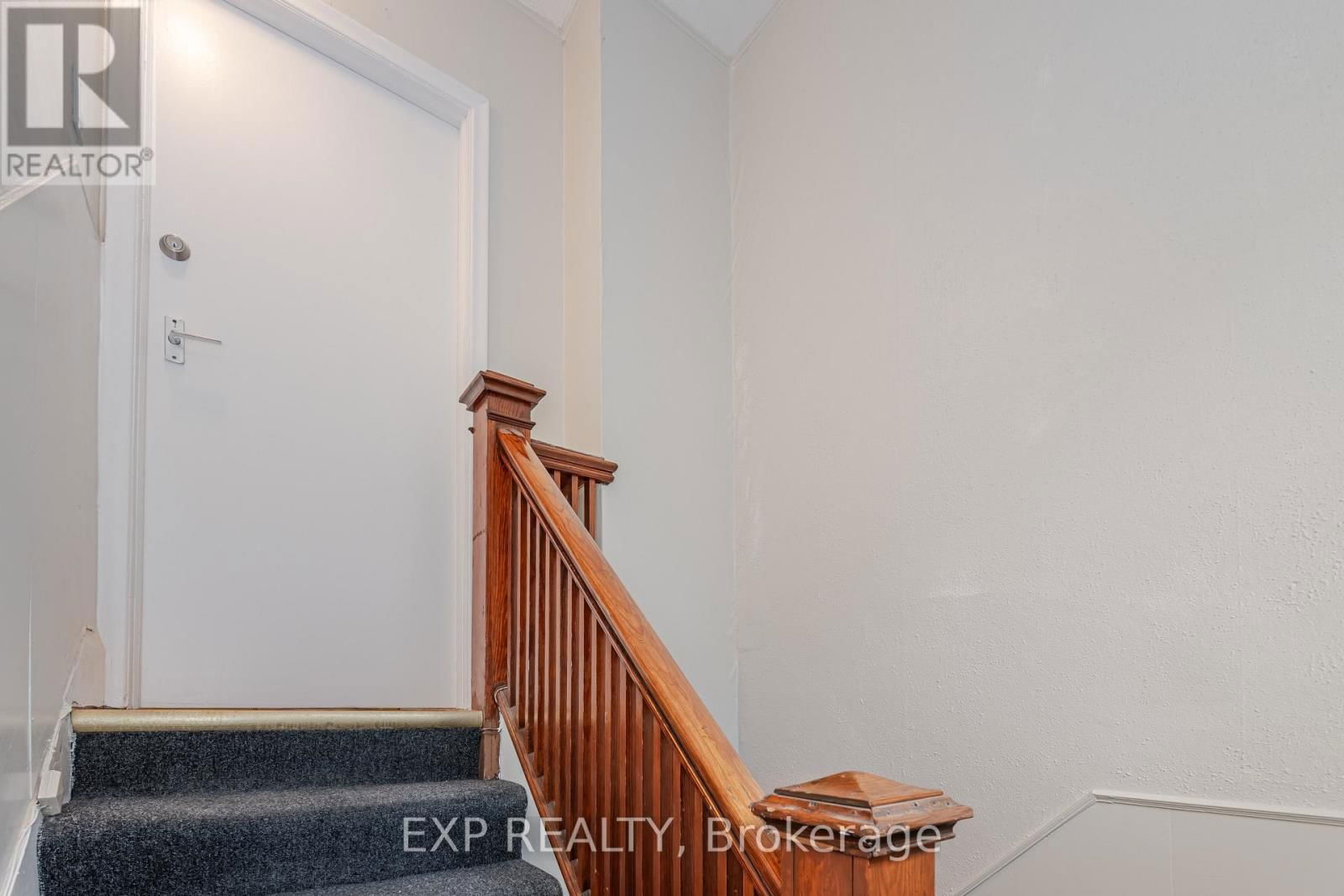 3rd Fl - 174 EVELYN AVENUE Image 2