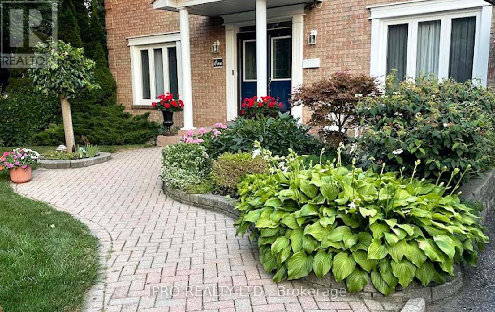 1 LINDHURST STREET Image 4