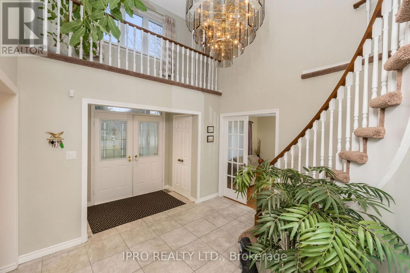1 LINDHURST STREET Image 5