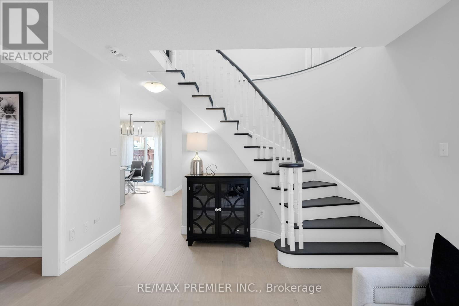 16 SHADY GLEN CRESCENT Image 15