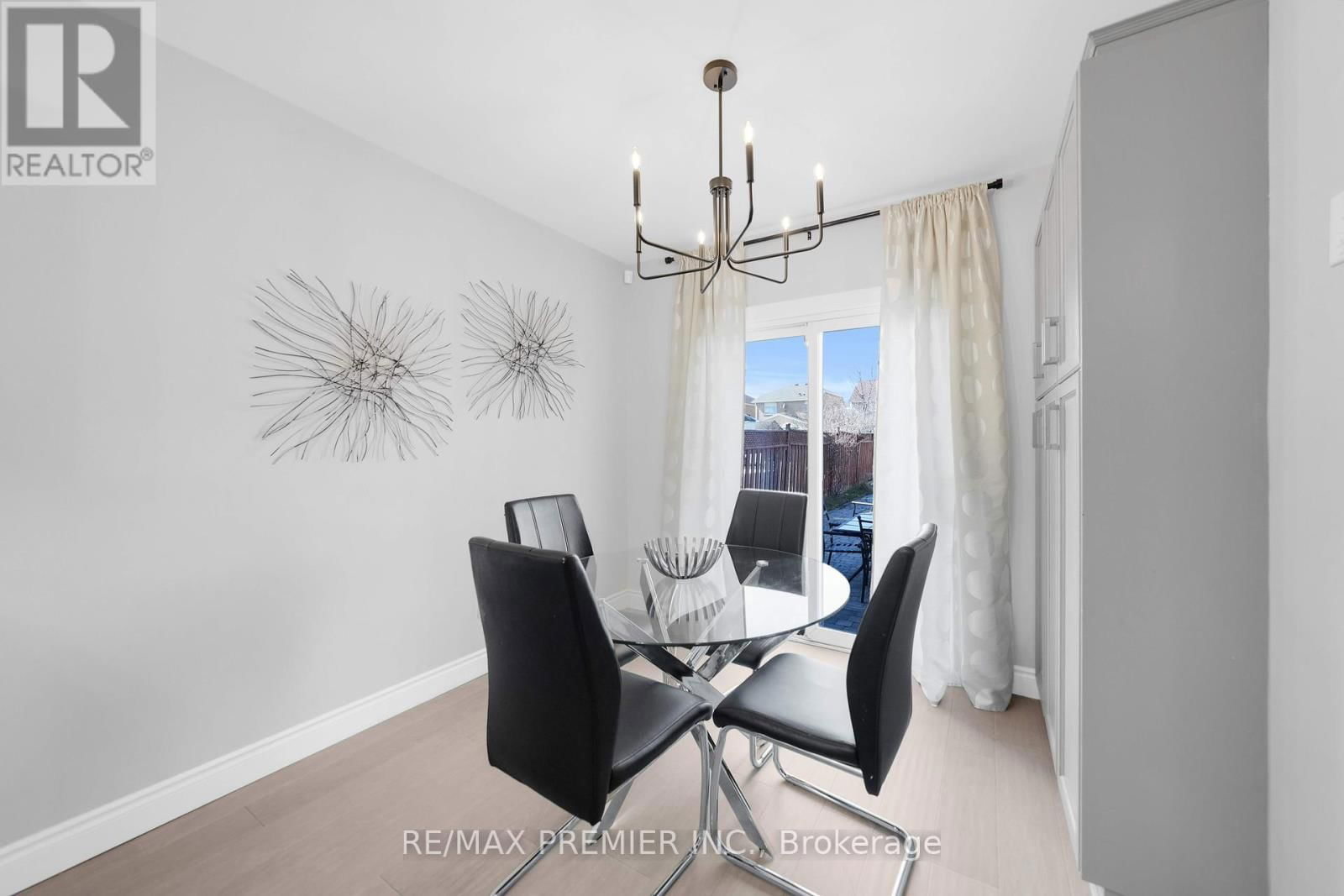 16 SHADY GLEN CRESCENT Image 21