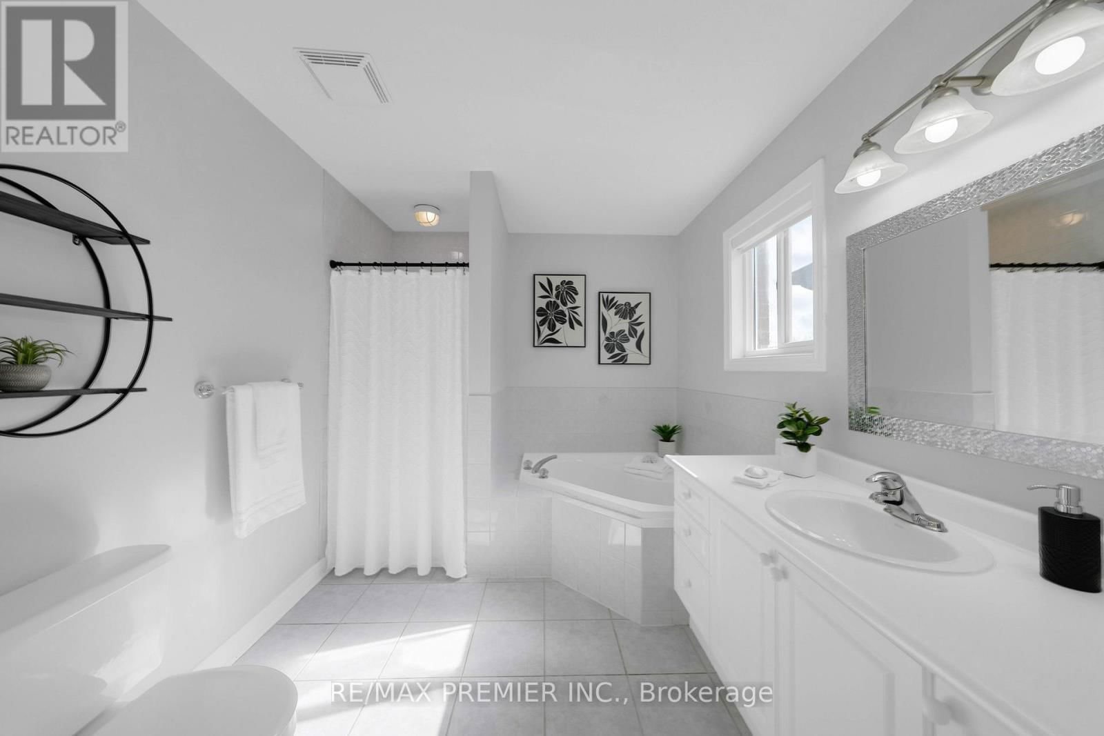 16 SHADY GLEN CRESCENT Image 35