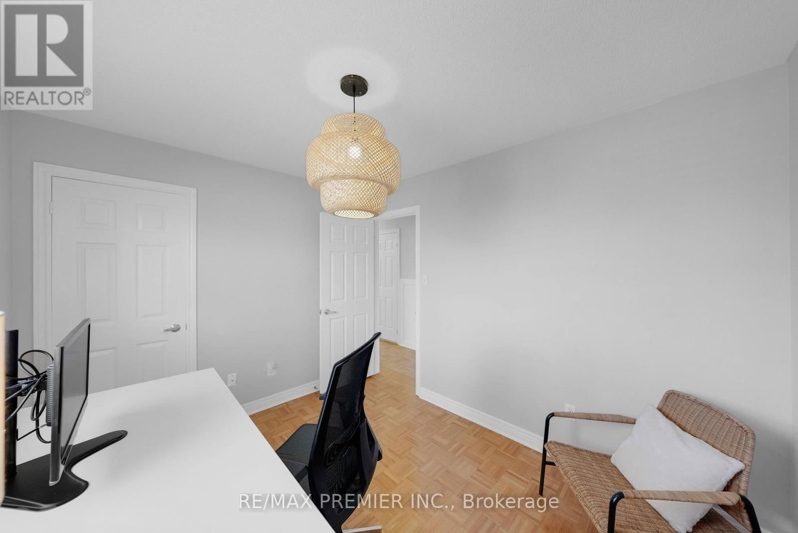 16 SHADY GLEN CRESCENT Image 40