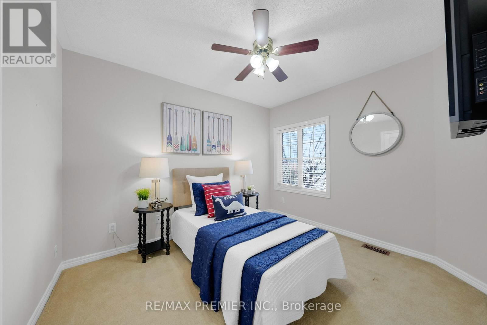 16 SHADY GLEN CRESCENT Image 41