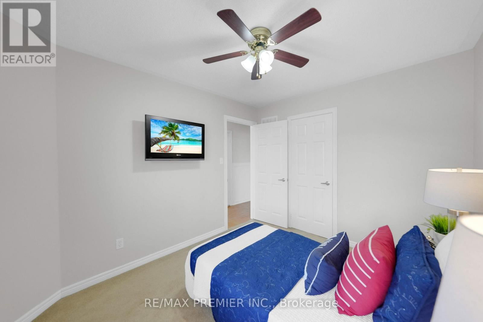 16 SHADY GLEN CRESCENT Image 42