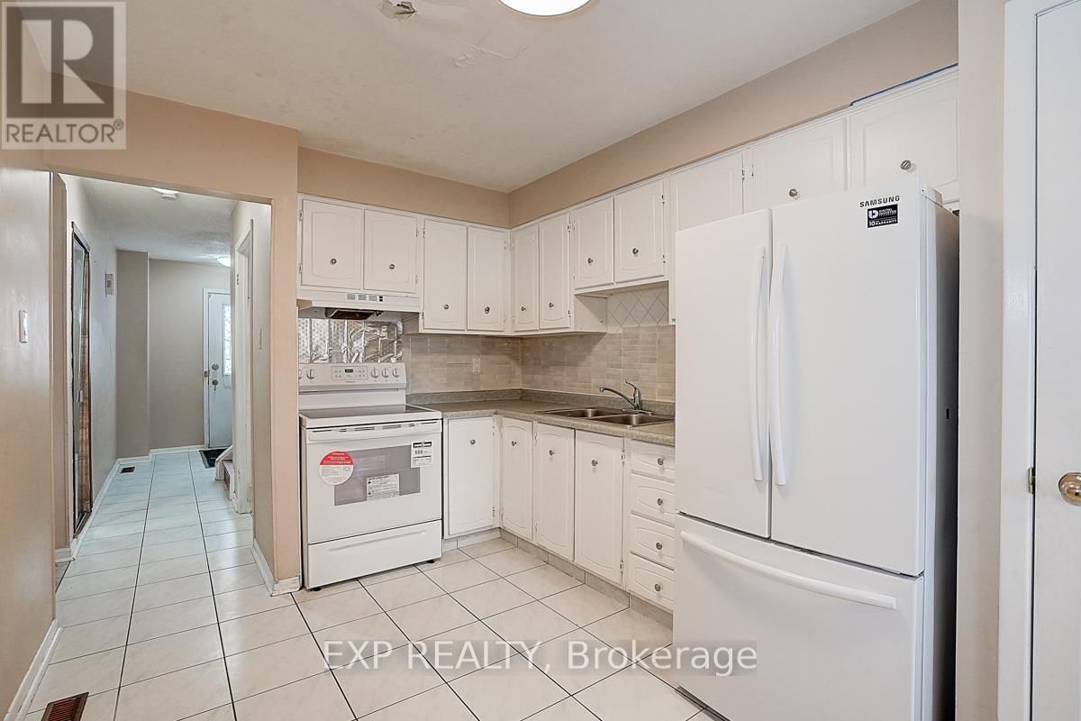 56 - 41 MISSISSAUGA VALLEY BOULEVARD Image 12