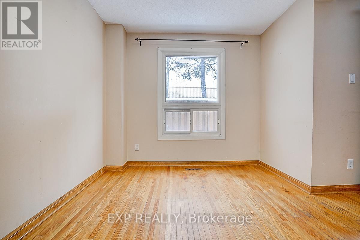 56 - 41 MISSISSAUGA VALLEY BOULEVARD Image 15