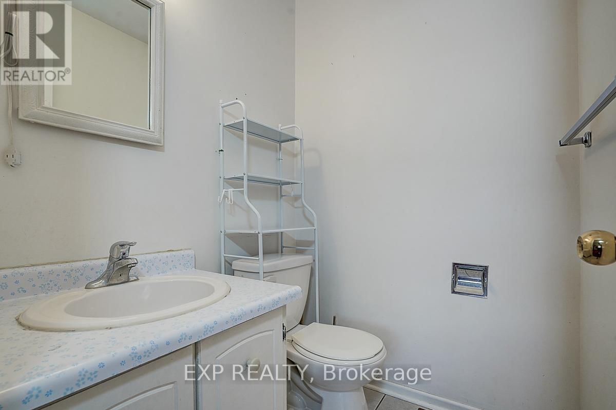 56 - 41 MISSISSAUGA VALLEY BOULEVARD Image 25