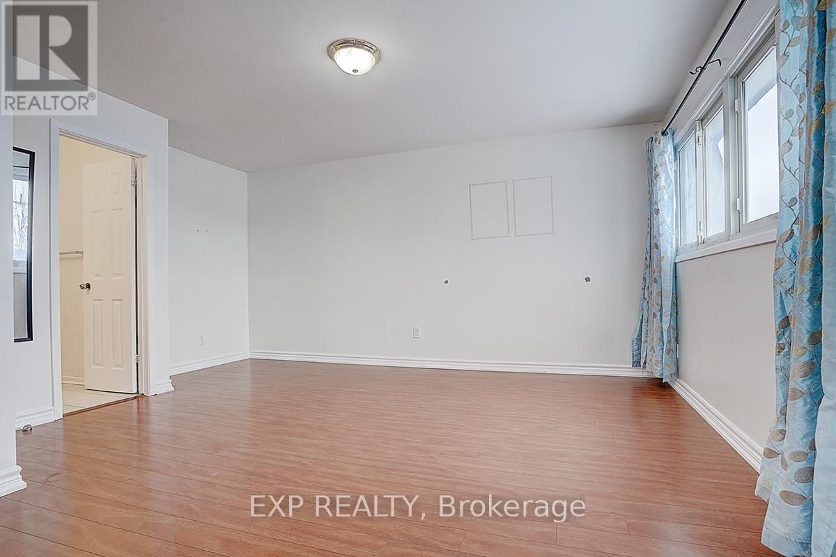 56 - 41 MISSISSAUGA VALLEY BOULEVARD Image 26