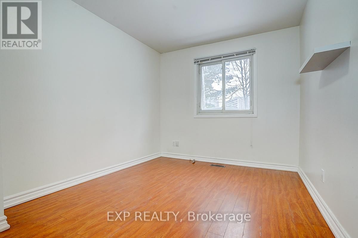 56 - 41 MISSISSAUGA VALLEY BOULEVARD Image 27