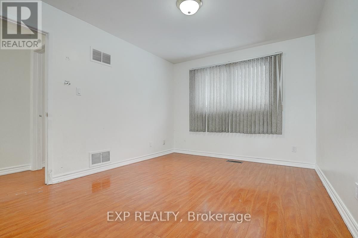 56 - 41 MISSISSAUGA VALLEY BOULEVARD Image 30