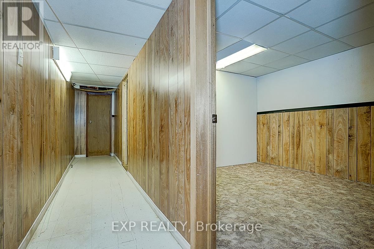 56 - 41 MISSISSAUGA VALLEY BOULEVARD Image 34