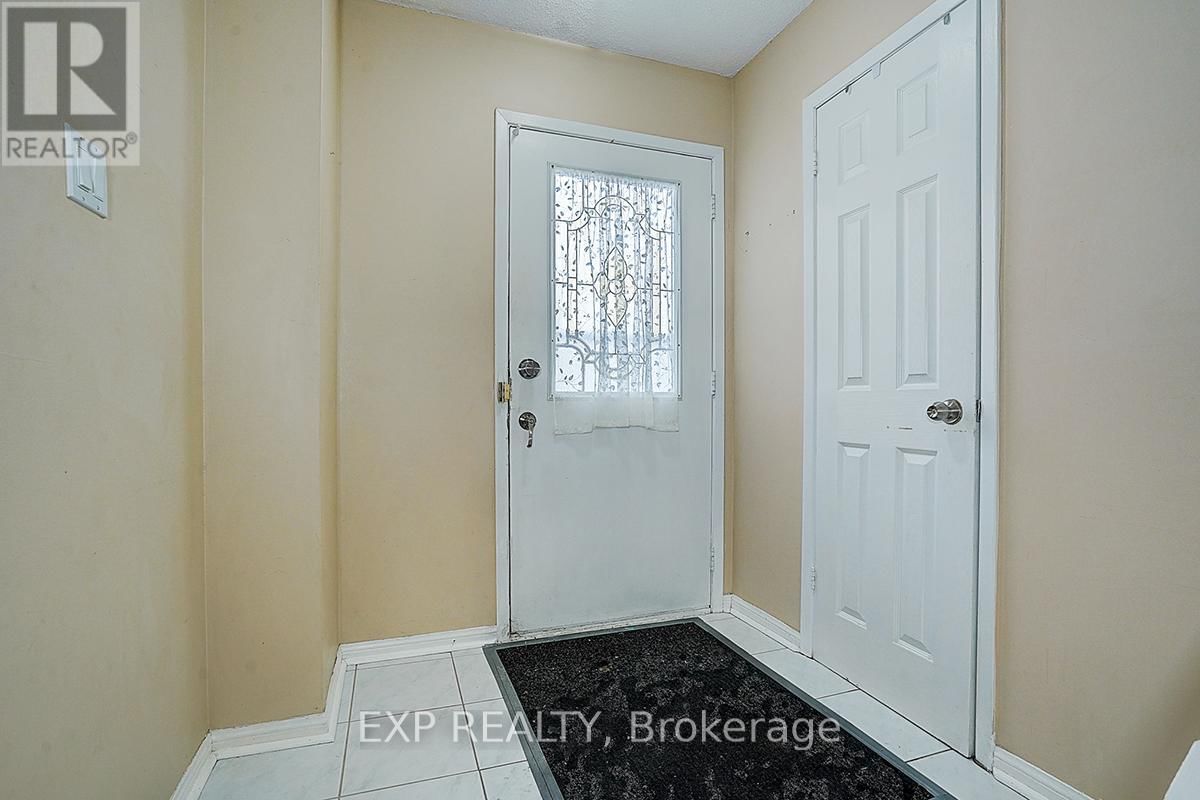 56 - 41 MISSISSAUGA VALLEY BOULEVARD Image 5