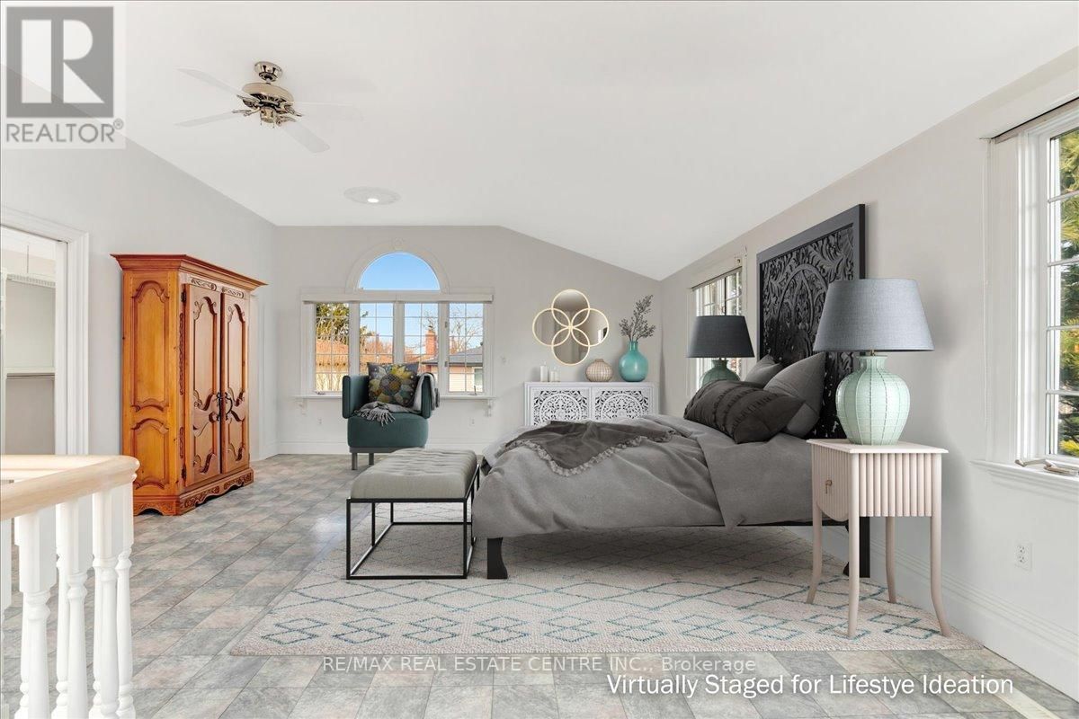 485 GOWLAND CRESCENT Image 18