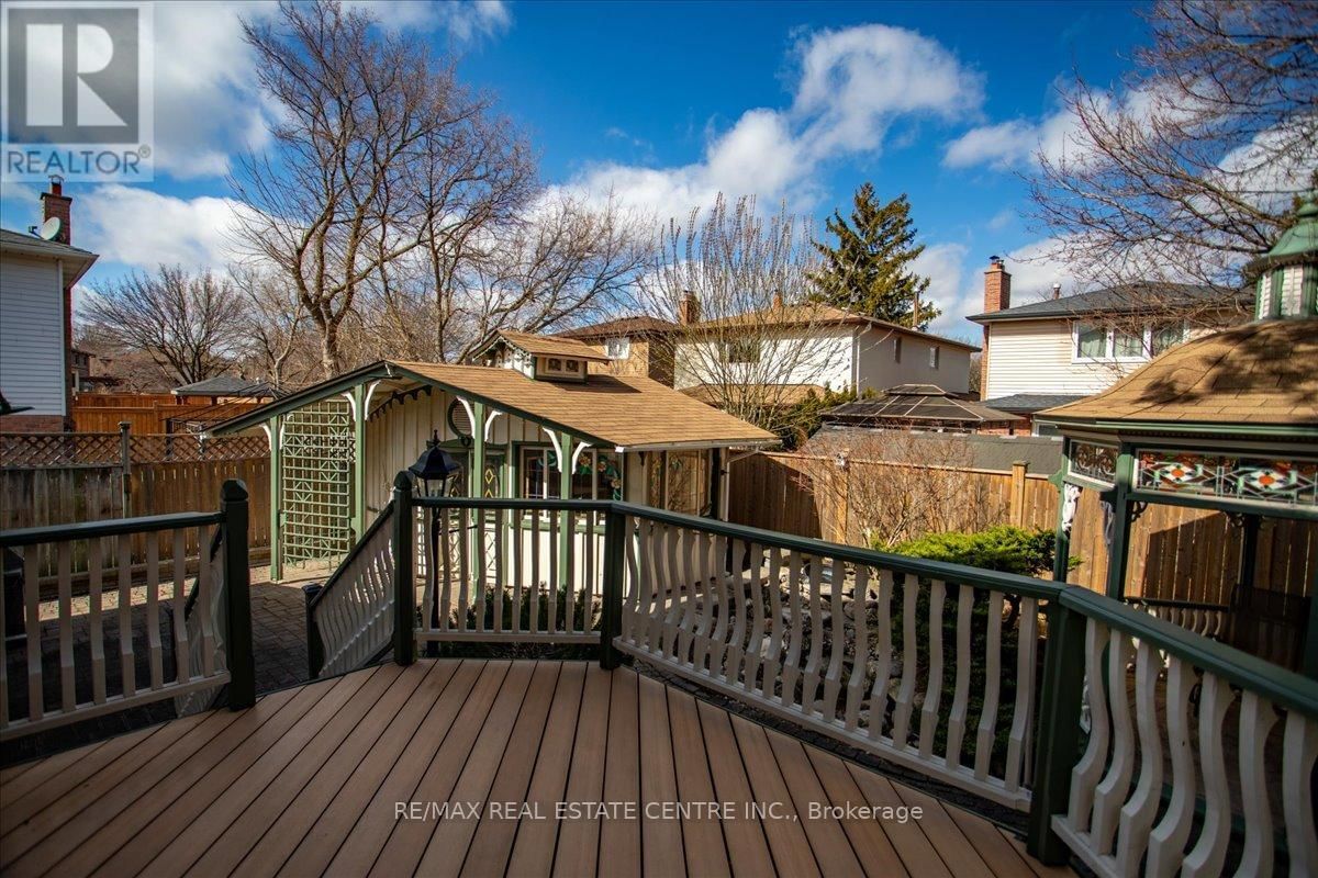 485 GOWLAND CRESCENT Image 48