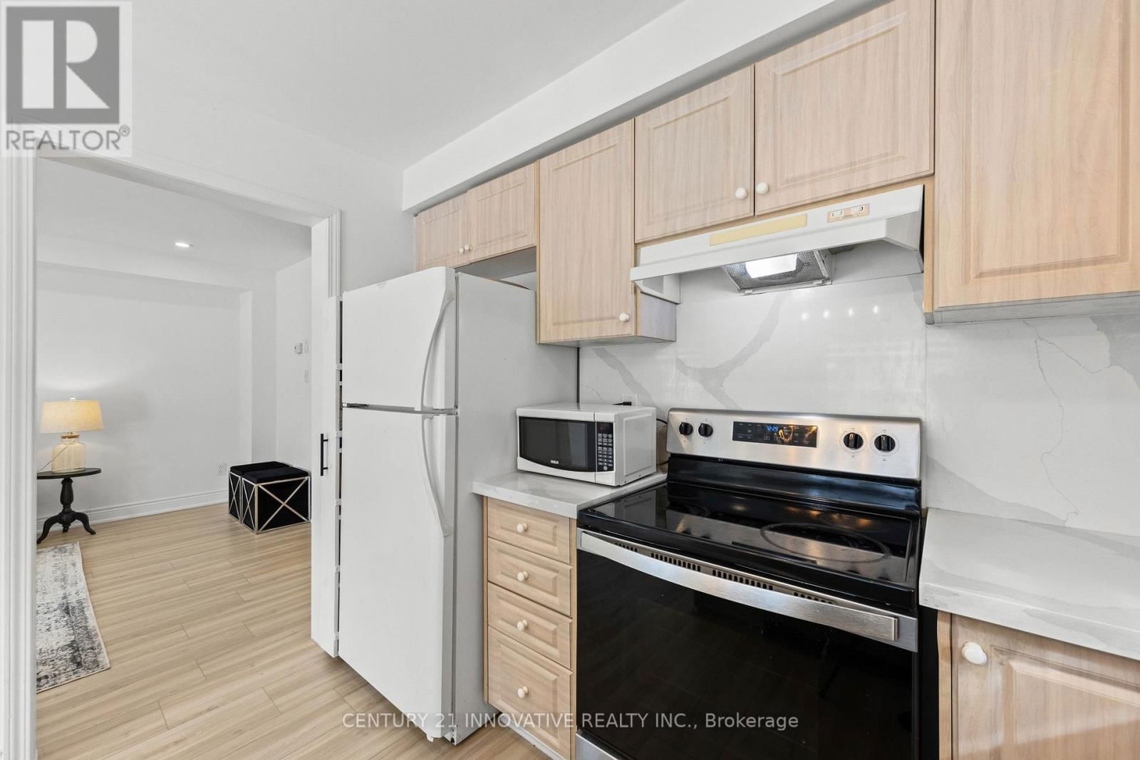 36 ECHORIDGE DRIVE Image 18