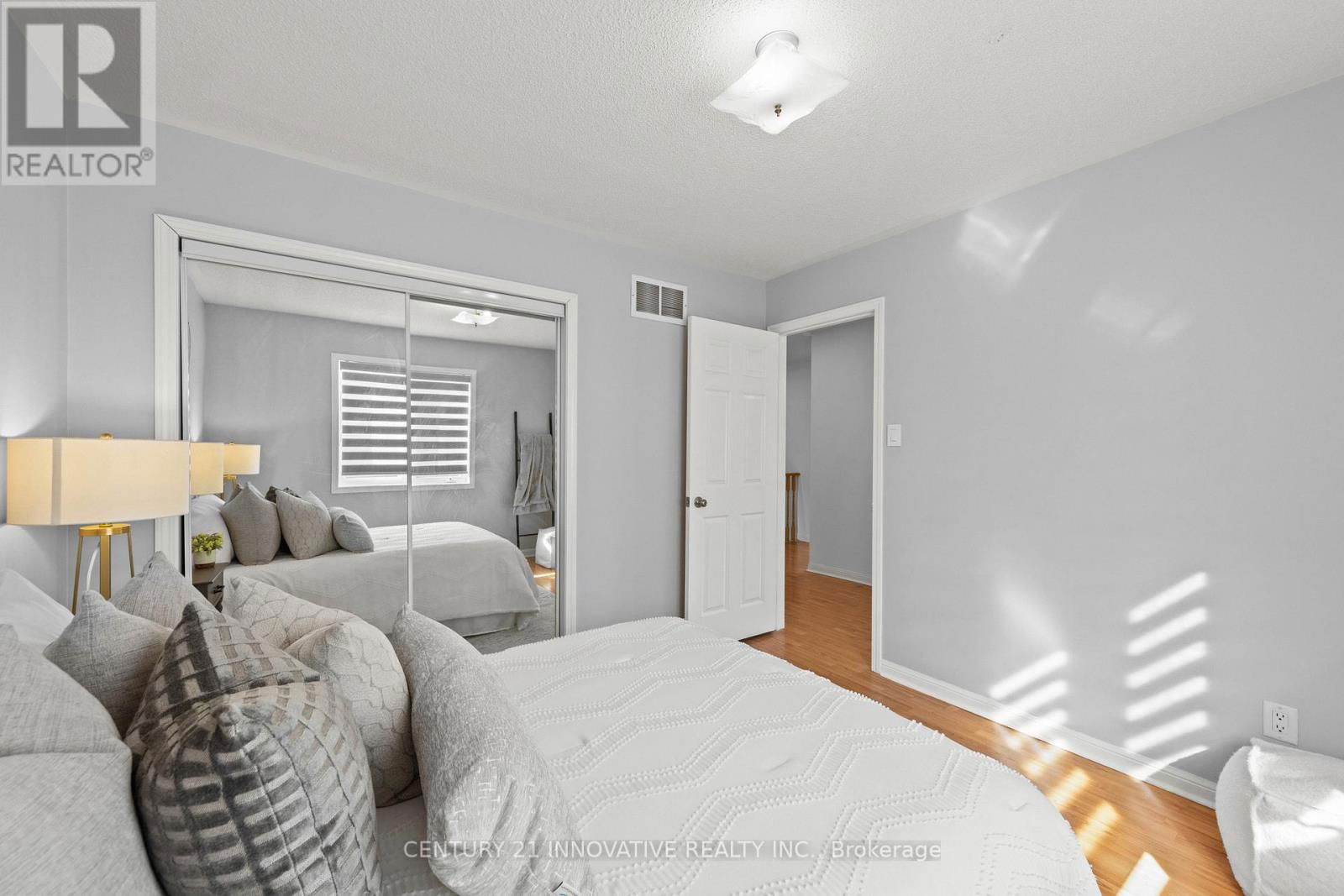36 ECHORIDGE DRIVE Image 26
