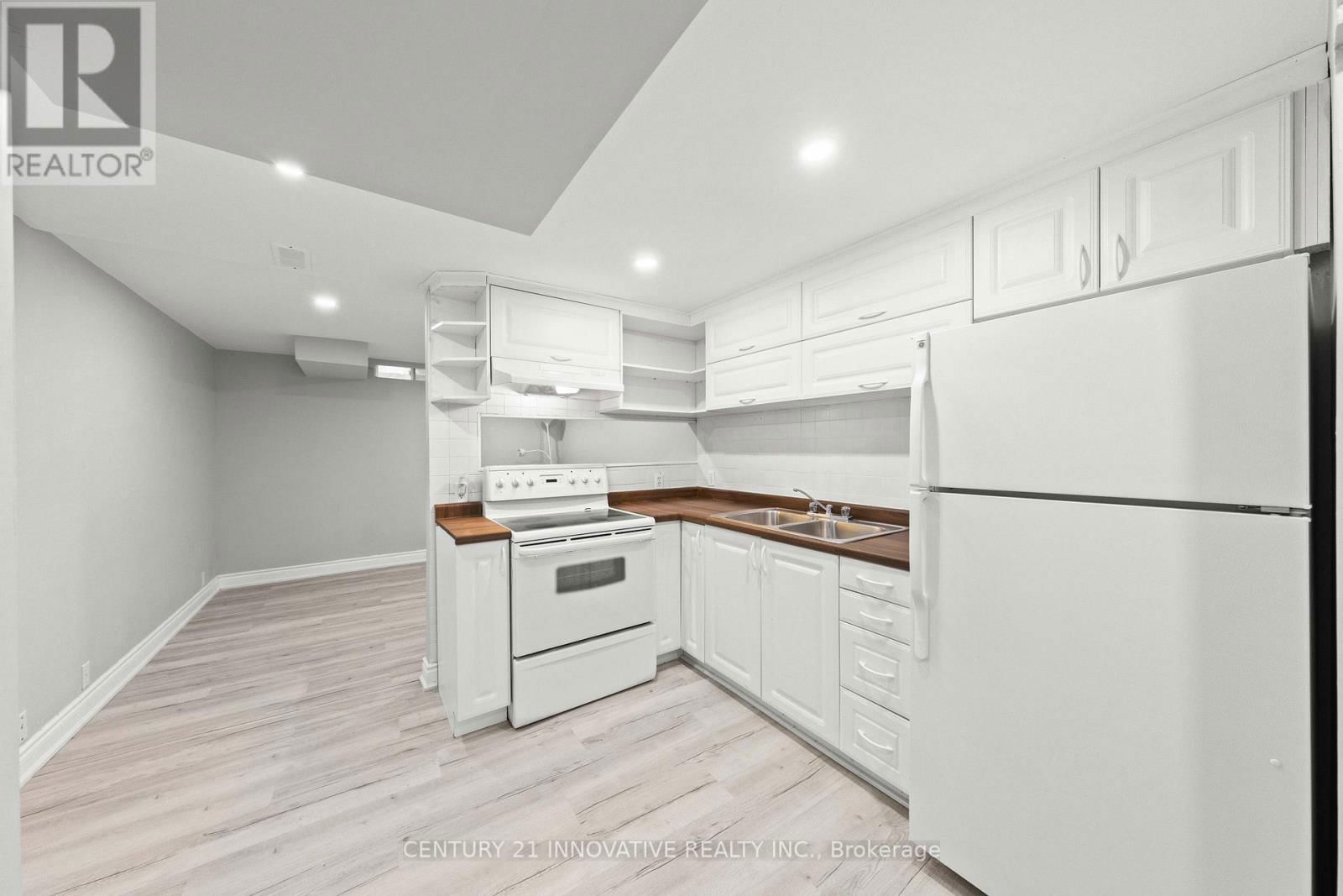 36 ECHORIDGE DRIVE Image 34