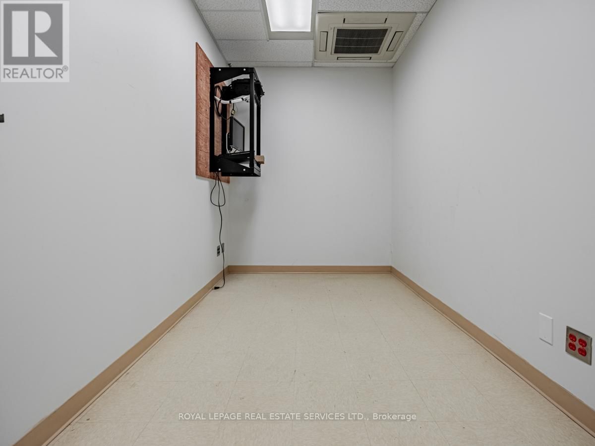 200A - 2180 MEADOWVALE BOULEVARD Image 26