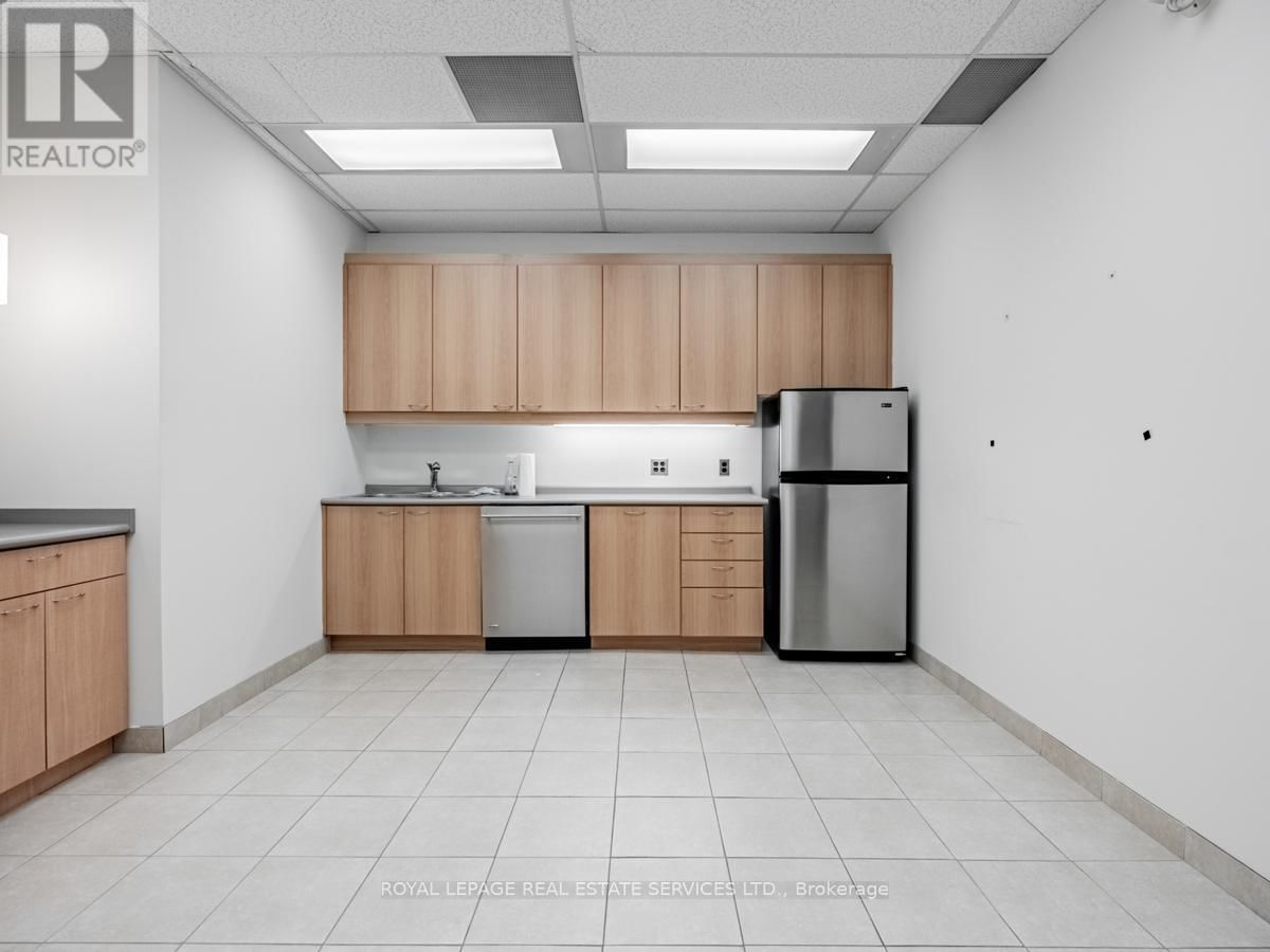 200A - 2180 MEADOWVALE BOULEVARD Image 28