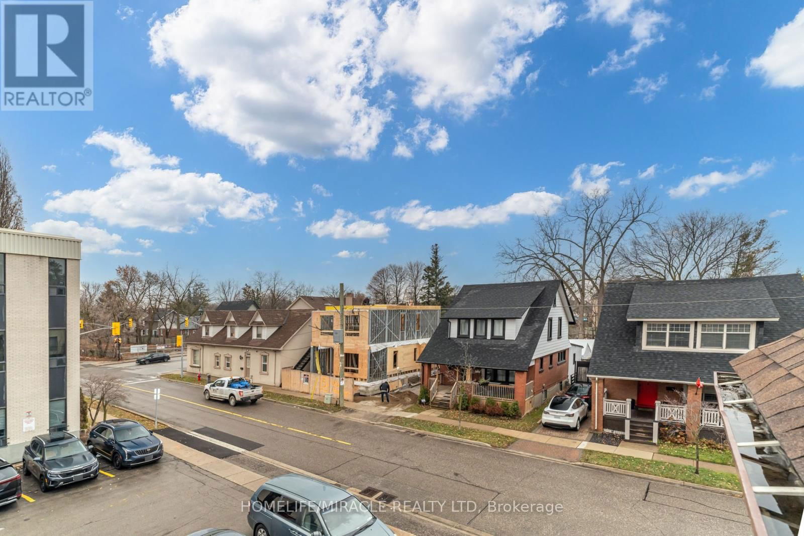 8 MILL STREET Image 47