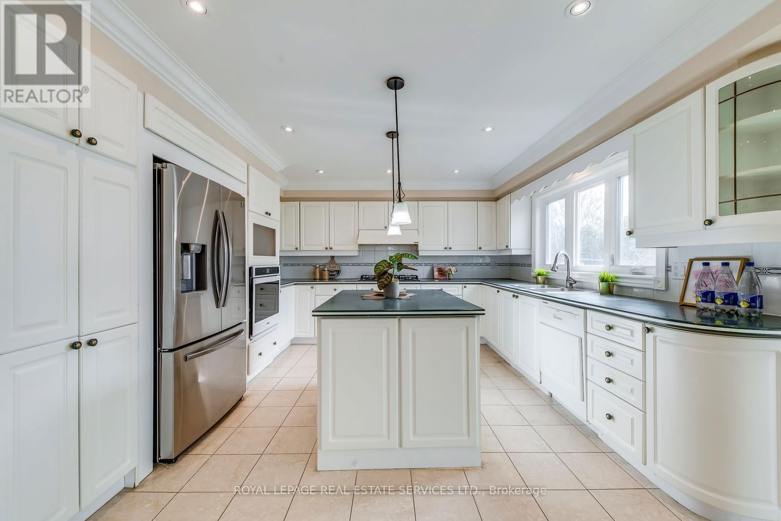 4538 CREDIT POINTE DRIVE Image 15