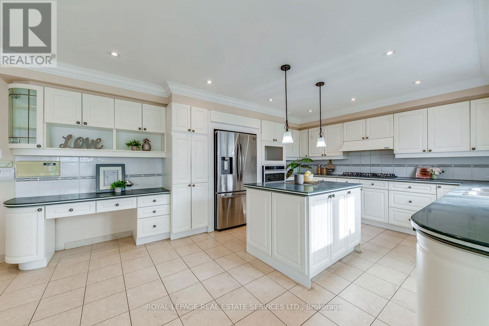4538 CREDIT POINTE DRIVE Image 16
