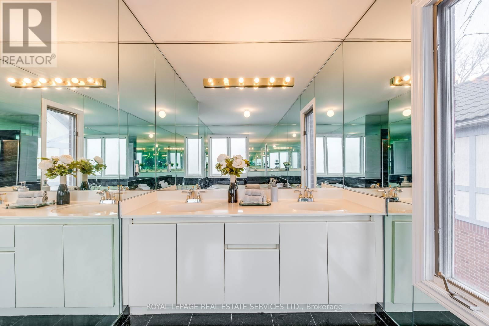 4538 CREDIT POINTE DRIVE Image 25