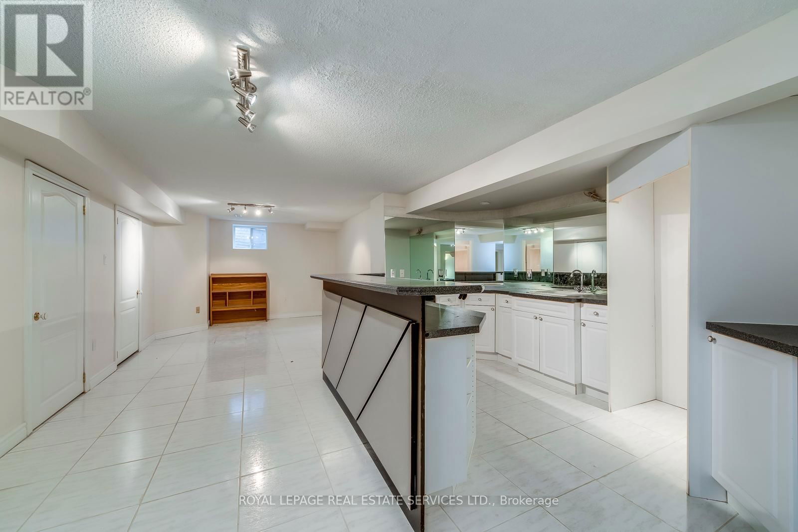 4538 CREDIT POINTE DRIVE Image 33