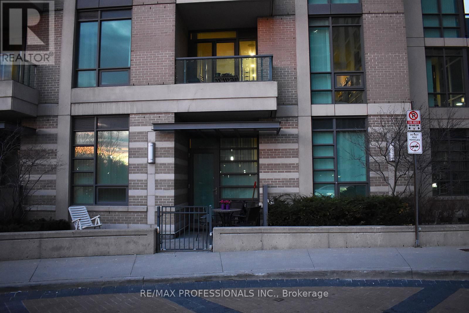 105 - 205 SHERWAY GARDENS ROAD Image 1