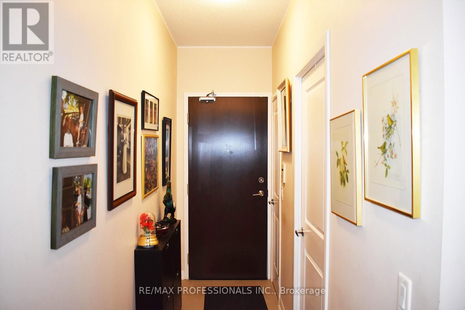 105 - 205 SHERWAY GARDENS ROAD Image 11