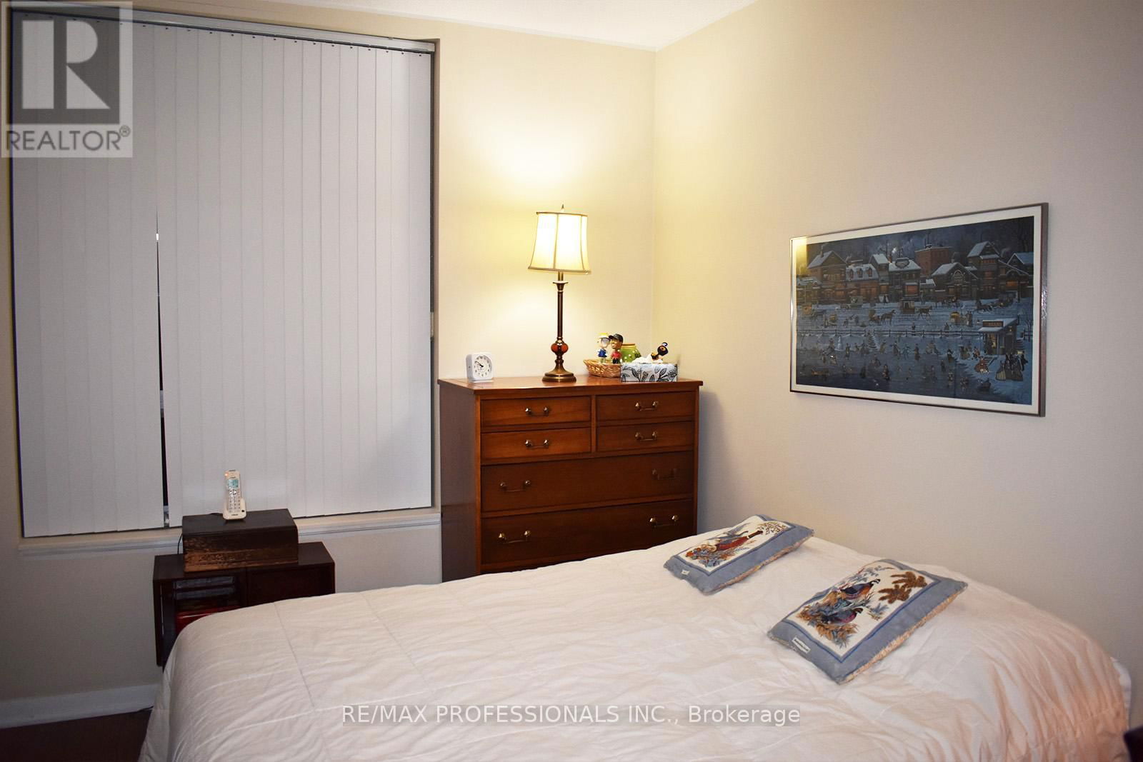 105 - 205 SHERWAY GARDENS ROAD Image 16