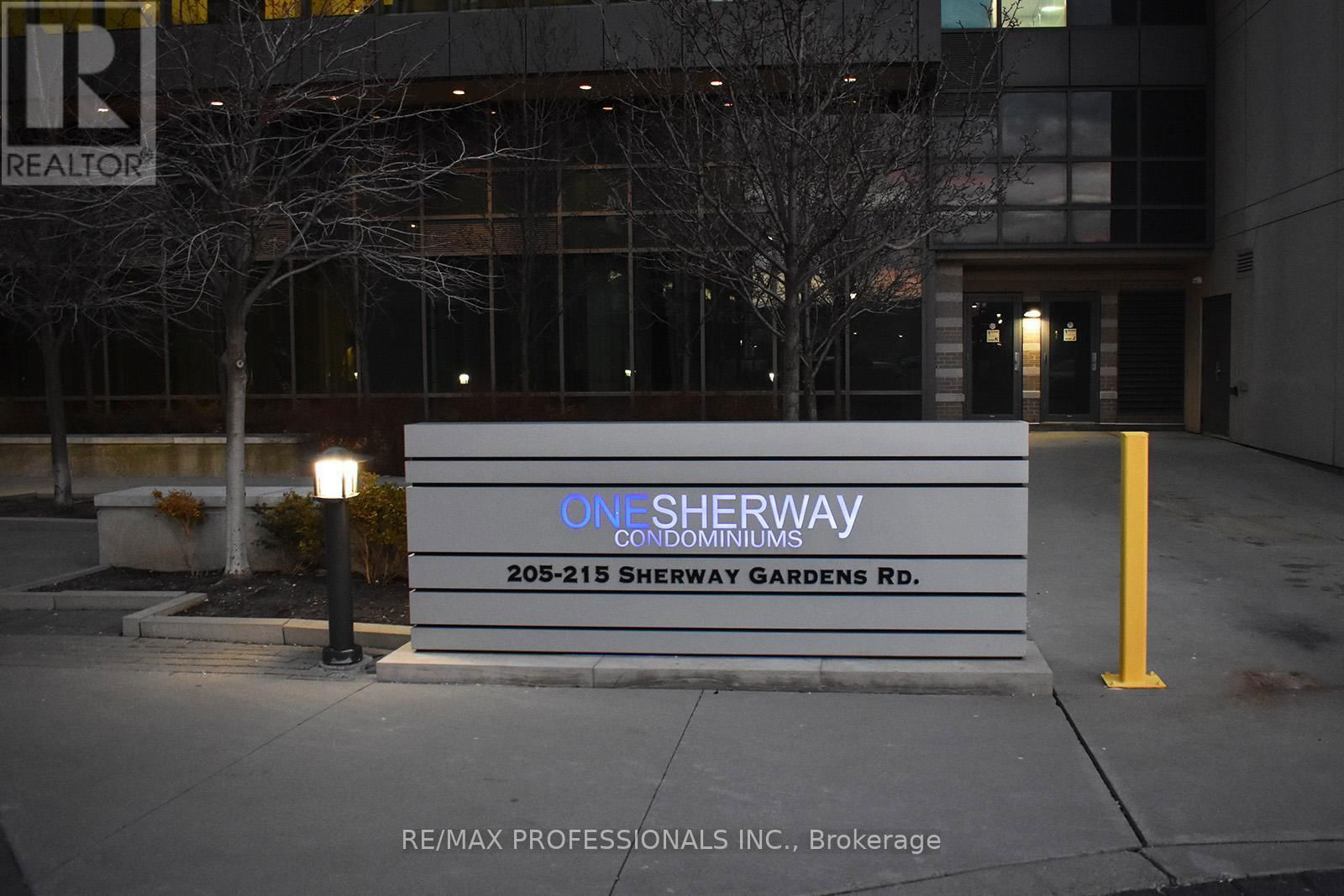 105 - 205 SHERWAY GARDENS ROAD Image 3