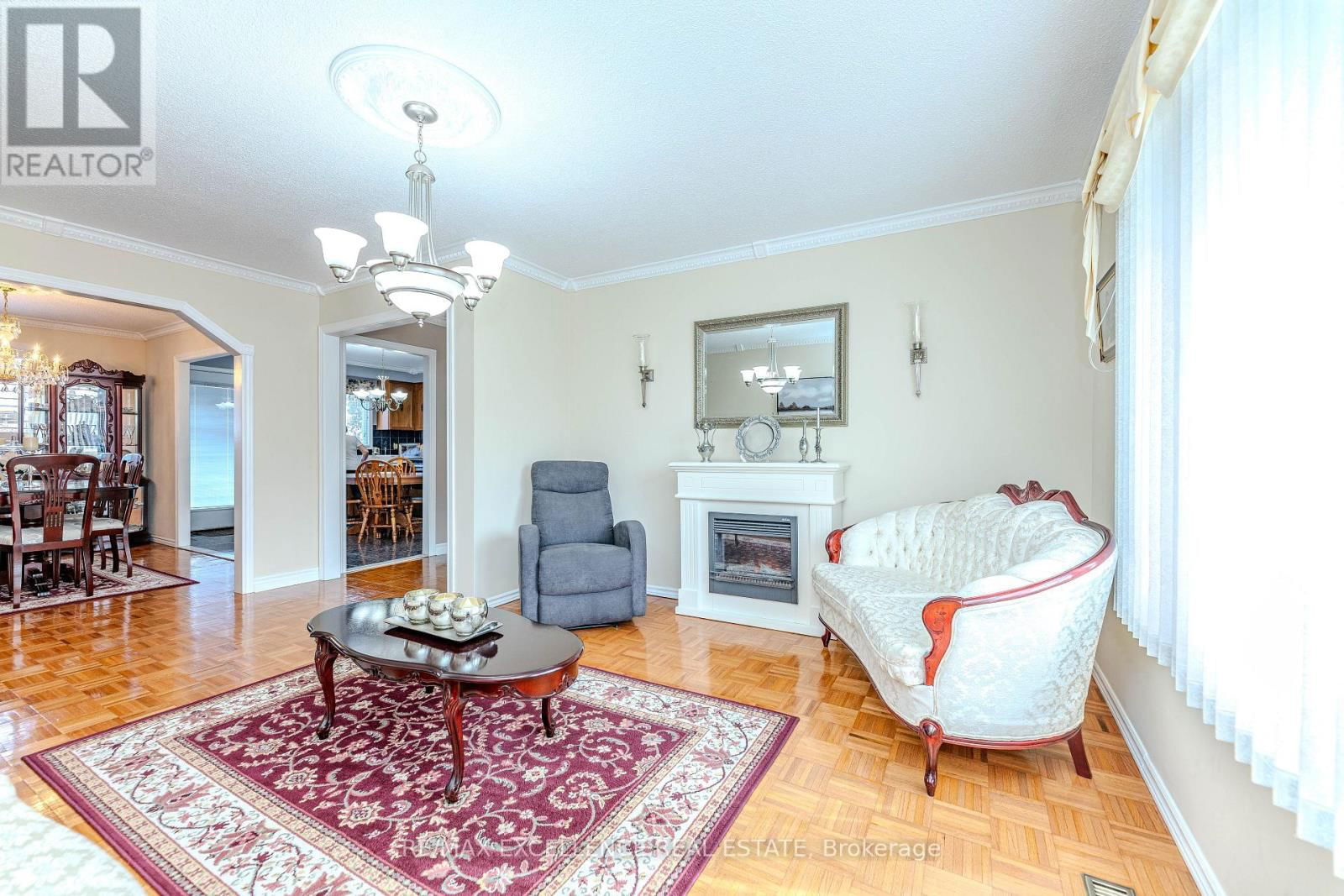 24 LINKDALE ROAD Image 11
