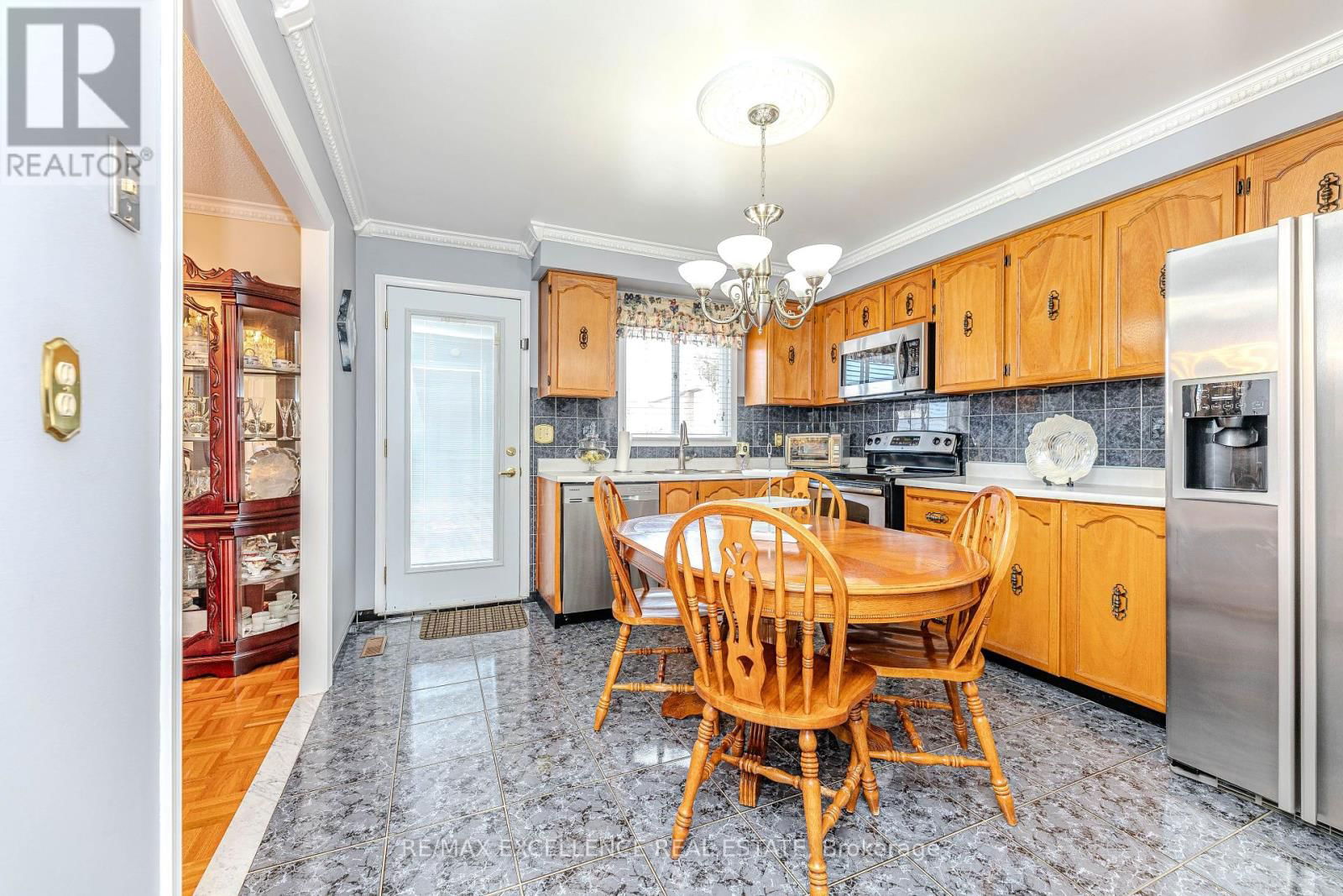 24 LINKDALE ROAD Image 15
