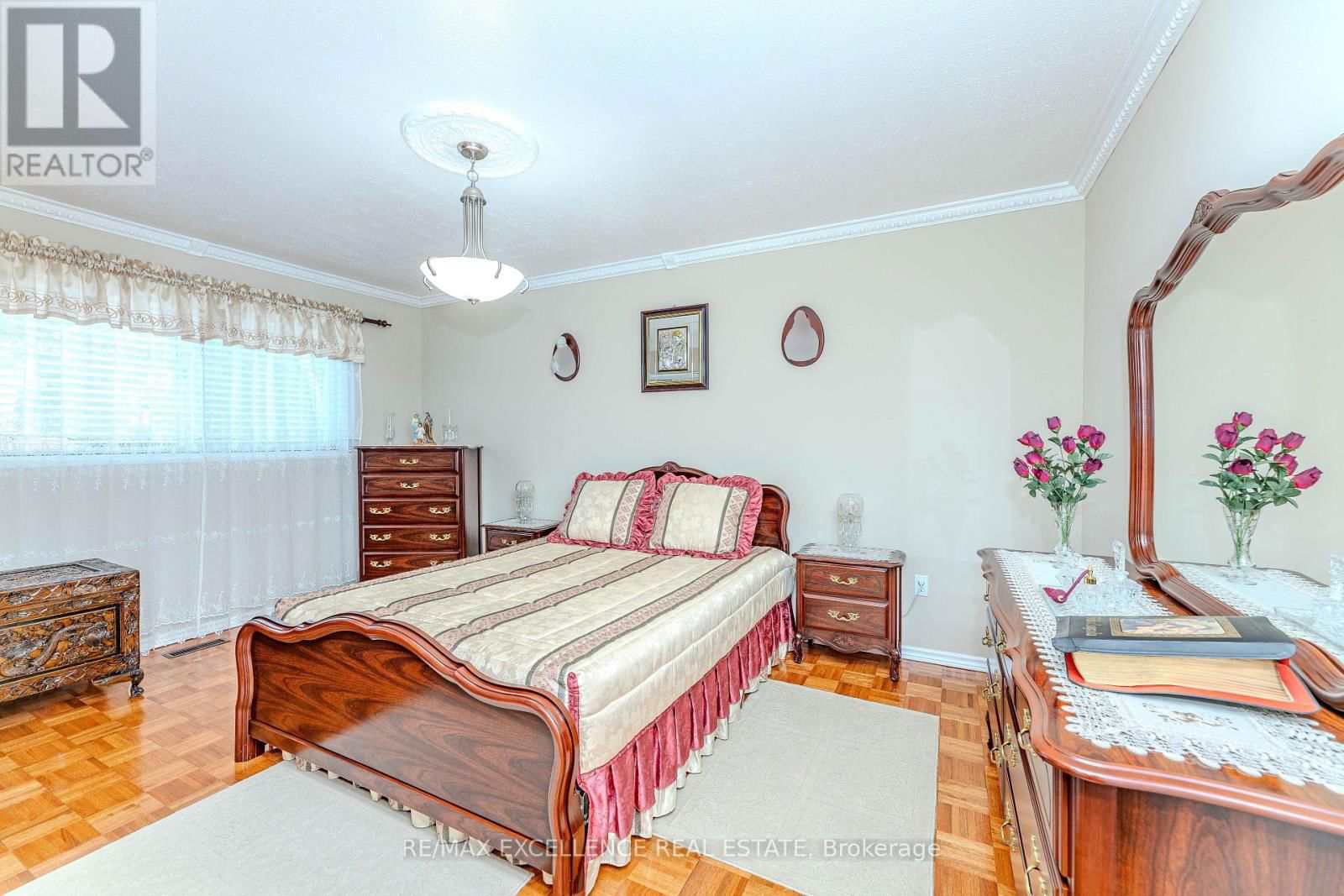 24 LINKDALE ROAD Image 19