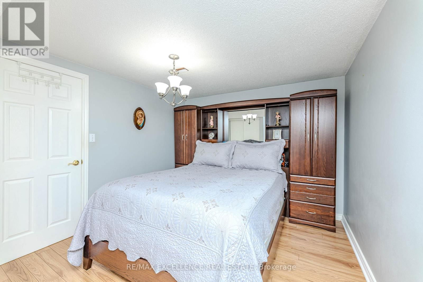 24 LINKDALE ROAD Image 36