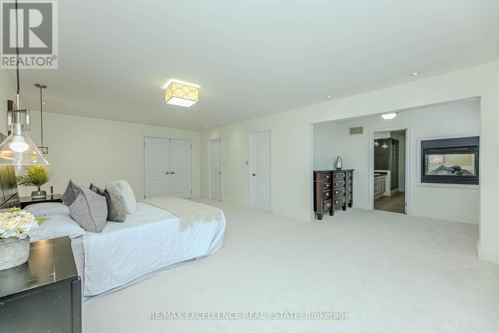 24 DELMONICO ROAD Image 30