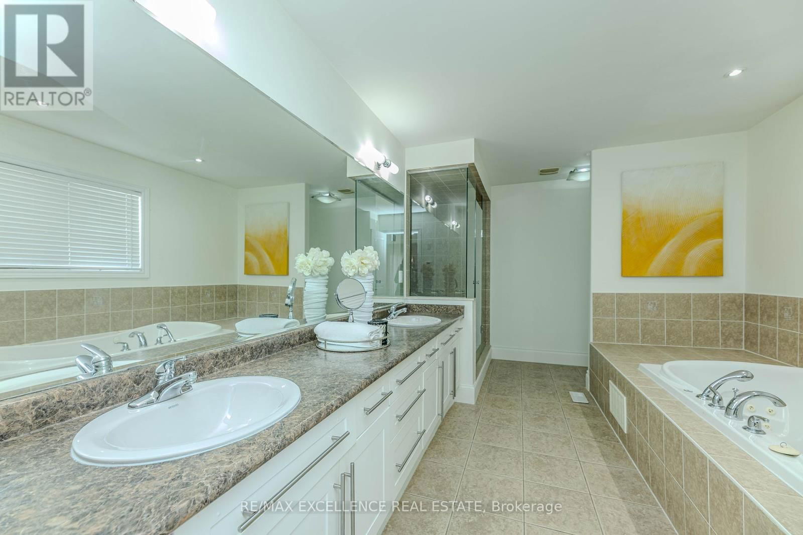 24 DELMONICO ROAD Image 32